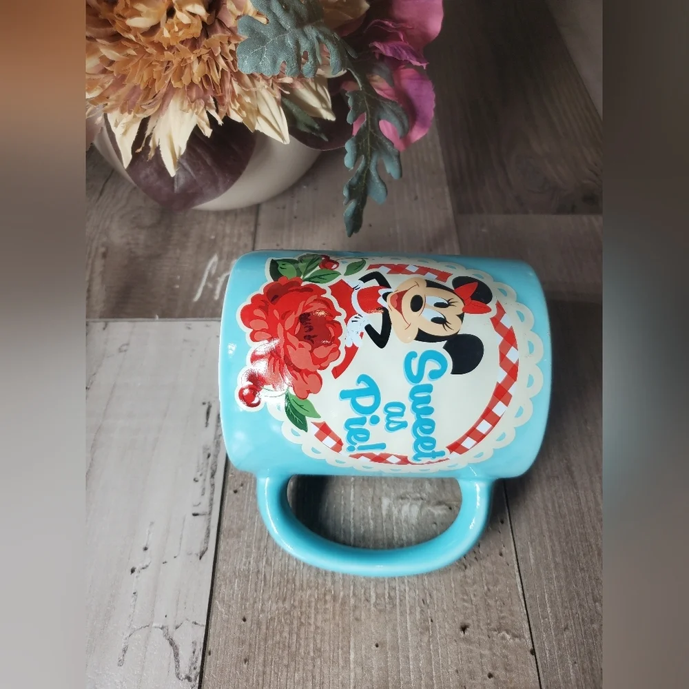 Disney Parks Minnie Mouse Retro “Sweet as Pie” Teal Coffee Mug NWOT